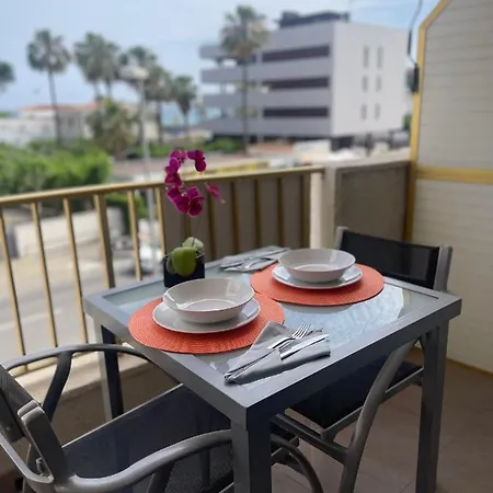 Apartamento Apartbeach Internacional Climatizado Y Piscinas Frente Playa *